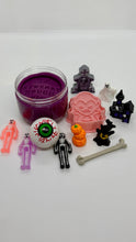 Load image into Gallery viewer, Sensory Dough Play Jar: Haunted House